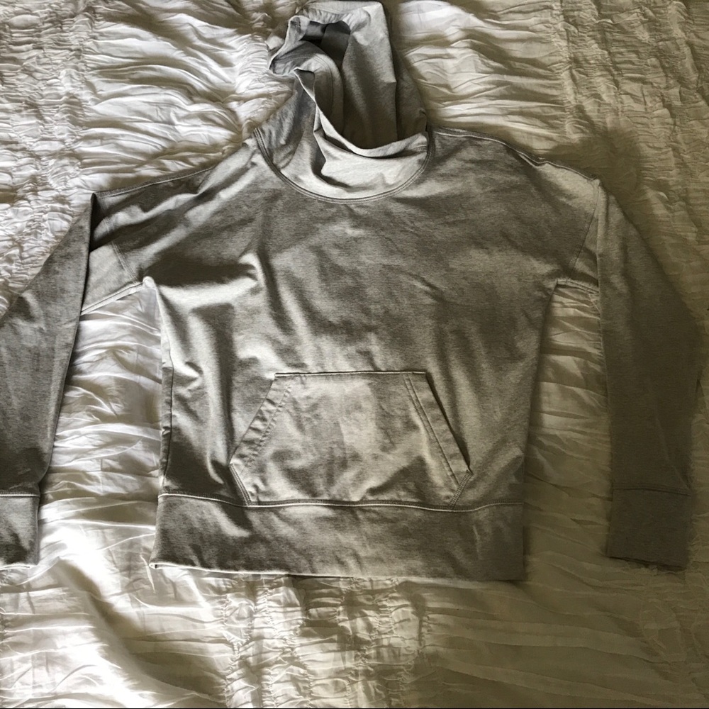 Lucy Athletic Sweatshirt